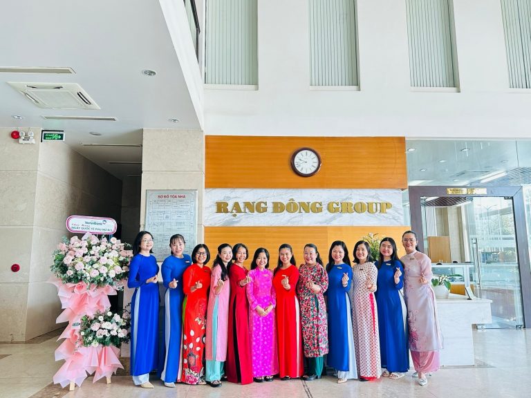 Hưởng ứng “Tuần lễ áo dài” năm 2024 trên cả nước.